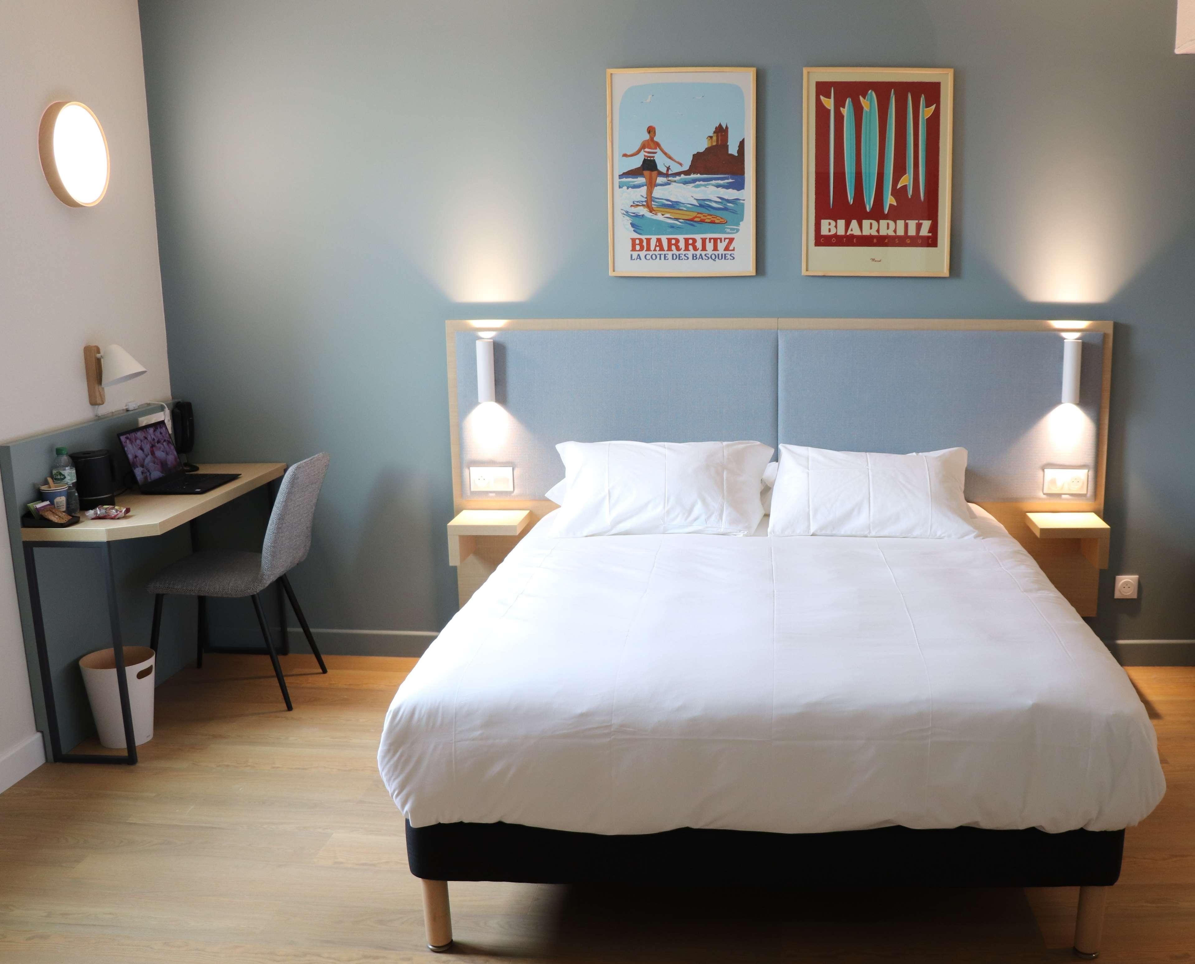 Kyriad Bordeaux Nord Sainte Eulalie Экстерьер фото