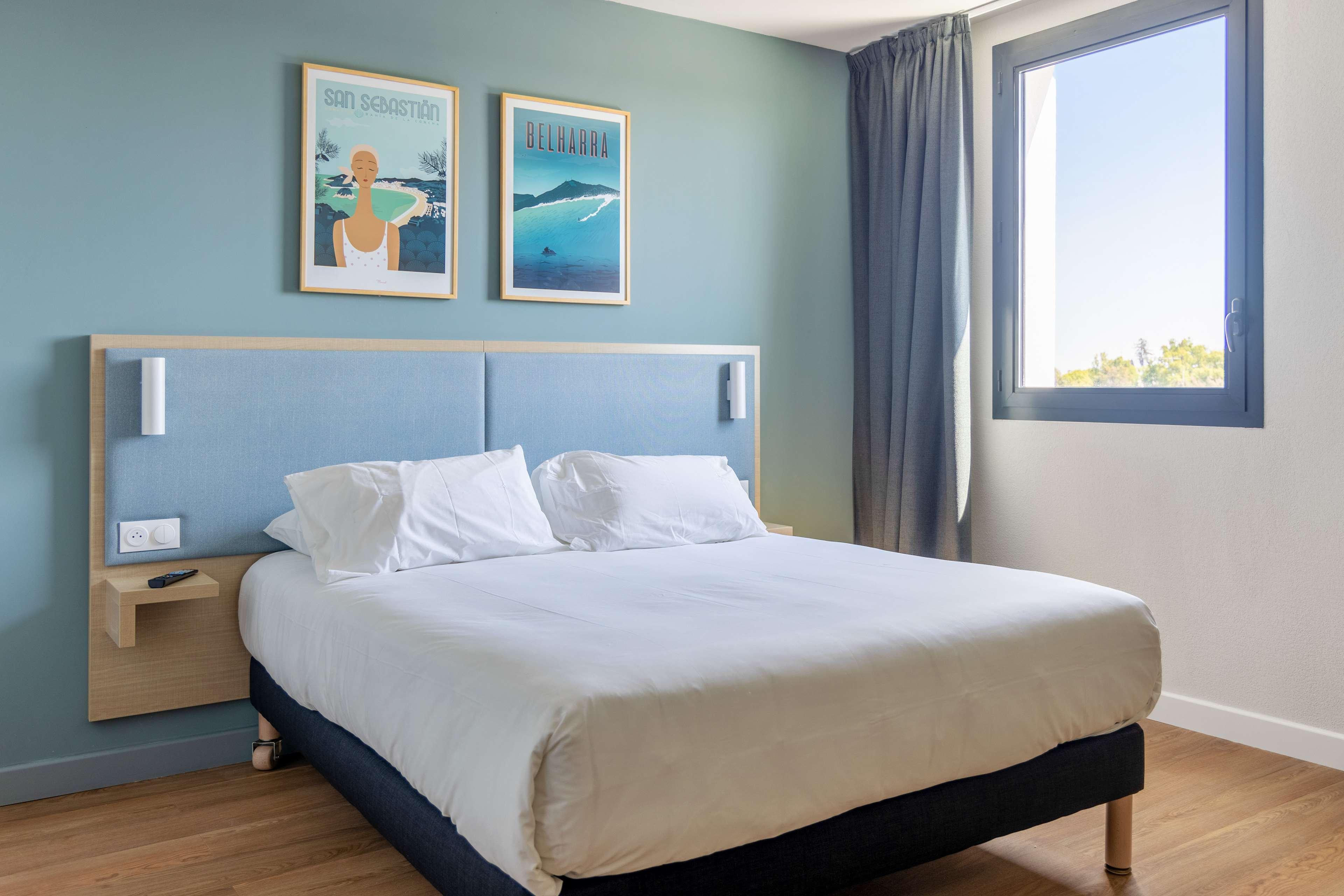 Kyriad Bordeaux Nord Sainte Eulalie Экстерьер фото