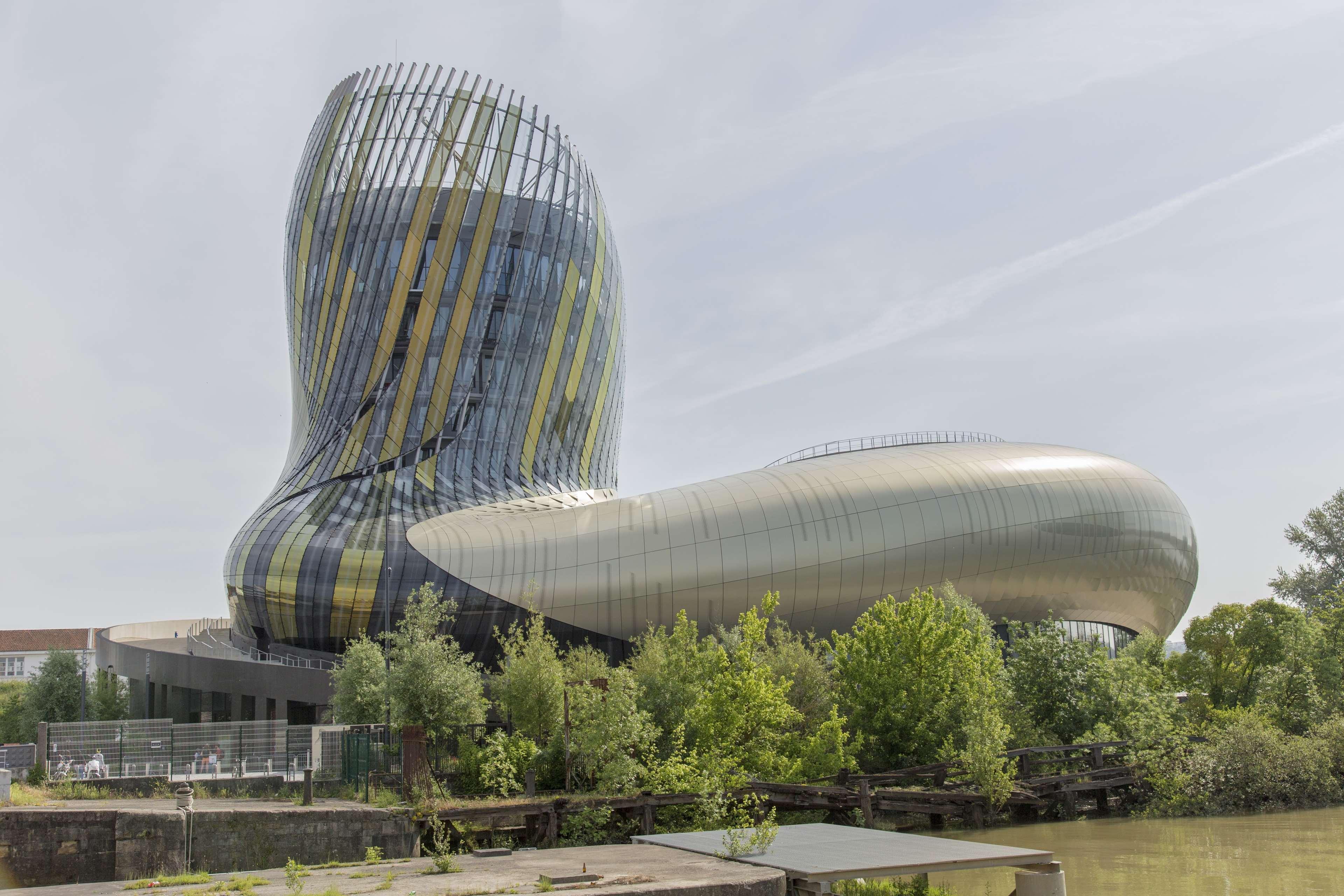 Kyriad Bordeaux Nord Sainte Eulalie Экстерьер фото