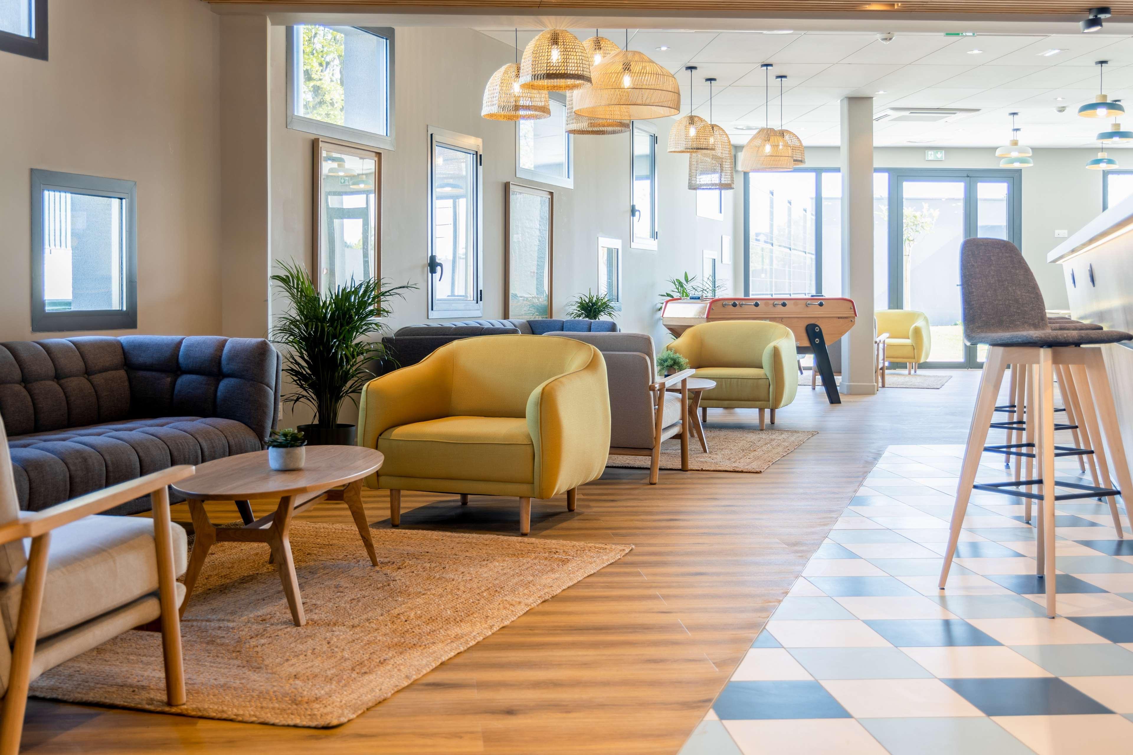 Kyriad Bordeaux Nord Sainte Eulalie Экстерьер фото