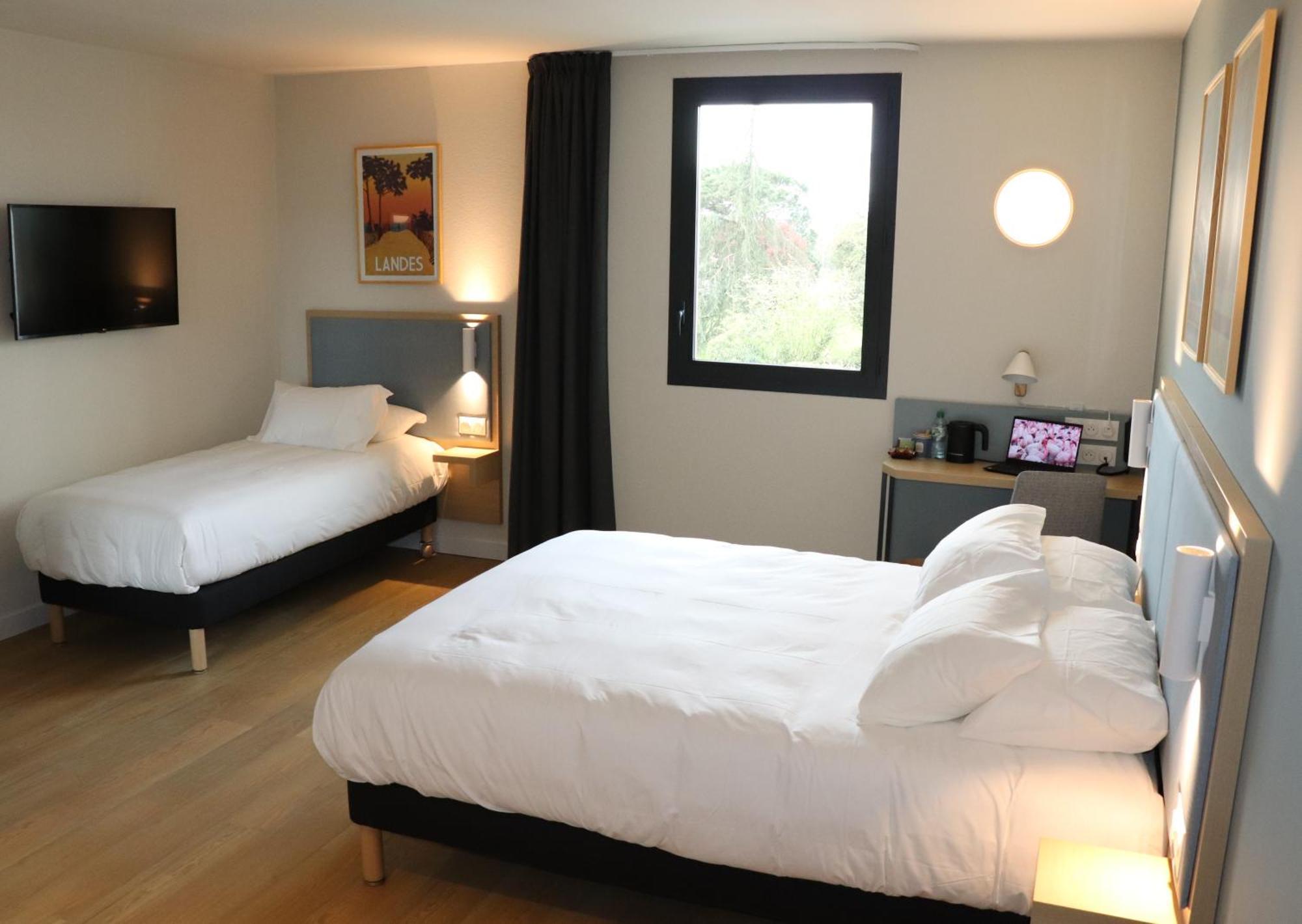 Kyriad Bordeaux Nord Sainte Eulalie Экстерьер фото
